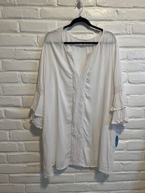 NWT White Swim cover up Boho V-Neck Tunic with Crochet Trim